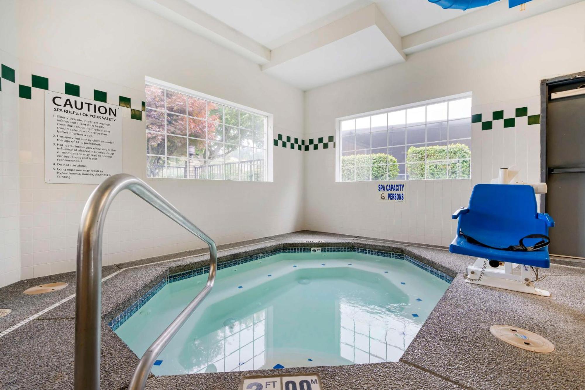 Best Western Columbia River Waterfront Hotel Astoria Esterno foto